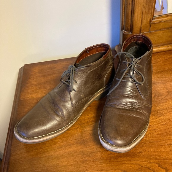 Steve Madden Men’s Dark Brown Leather Hestonn Lace Up Chukka Boot - Picture 2 of 12